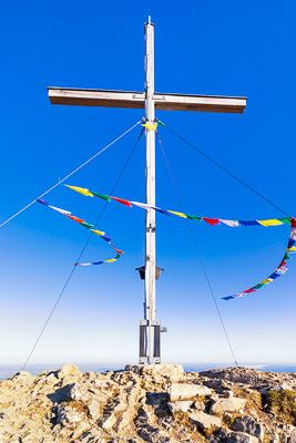 Summit Crosses 476 Summit-Crosses-476.jpg