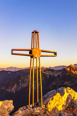Summit Crosses 480 Summit-Crosses-480.jpg