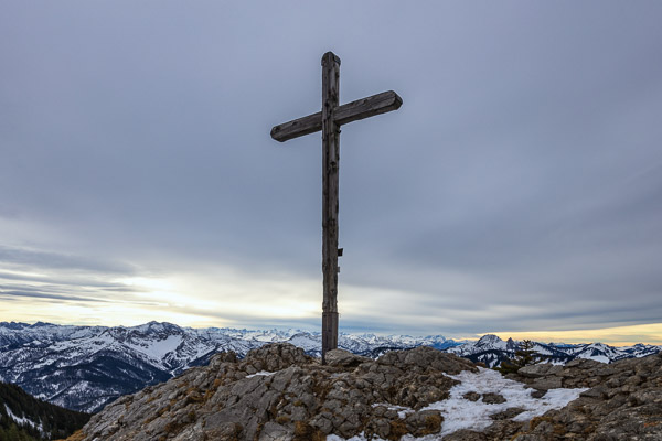 Summit Crosses 489 Summit-Crosses-489.jpg