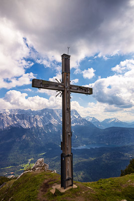Summit Crosses 498 Summit-Crosses-498.jpg