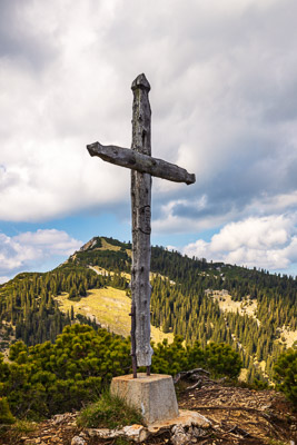 Summit Crosses 500 Summit-Crosses-500.jpg
