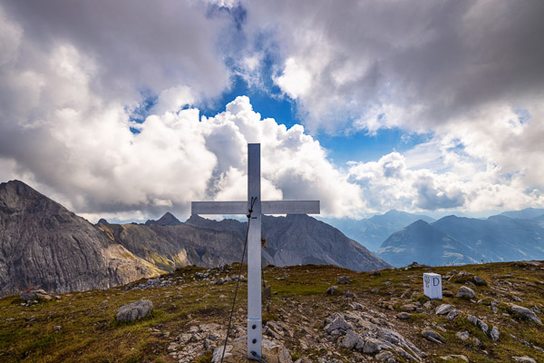 Summit Crosses 512 Summit-Crosses-512.jpg