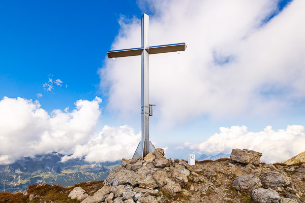 Summit Crosses 514 Summit-Crosses-514.jpg
