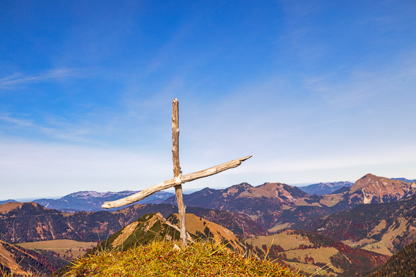 Summit Crosses 522 Summit-Crosses-522.jpg