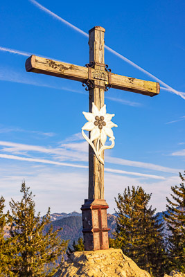 Summit Crosses 527 Summit-Crosses-527.jpg