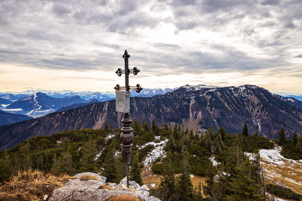 Summit Crosses 540 Summit-Crosses-540.jpg