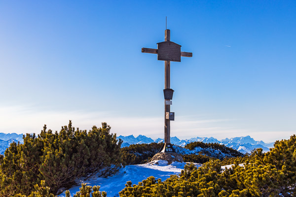 Summit Crosses 544 Summit-Crosses-544.jpg