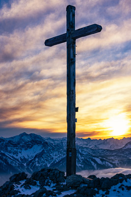 Summit Crosses 546 Summit-Crosses-546.jpg