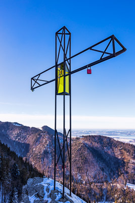 Summit Crosses 555 Summit-Crosses-555.jpg