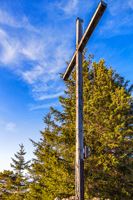 Summit Crosses 566 Summit-Crosses-566.jpg