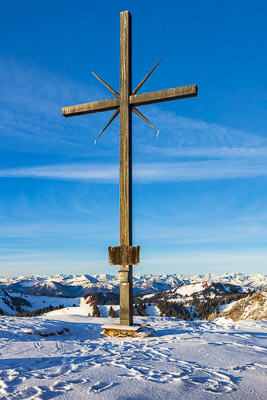 Summit Crosses 570 Summit-Crosses-570.jpg