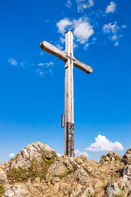 Summit Crosses 575 Summit-Crosses-575.jpg