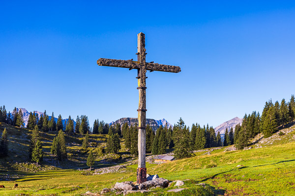 Summit Crosses 597 Summit-Crosses-597.jpg