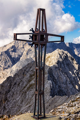 Summit Crosses 599 Summit-Crosses-599.jpg