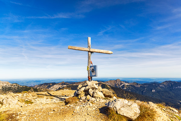 Summit Crosses 606 Summit-Crosses-606.jpg