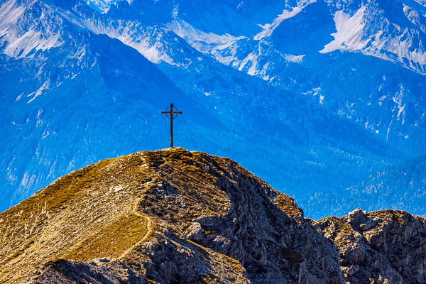 Summit Crosses 607 Summit-Crosses-607.jpg