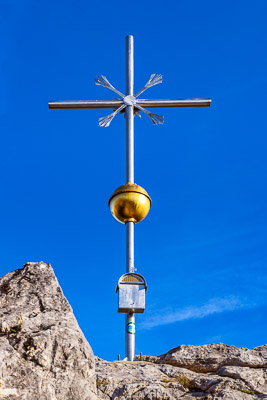 Summit Crosses 609 Summit-Crosses-609.jpg