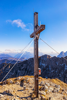 Summit Crosses 618 Summit-Crosses-618.jpg
