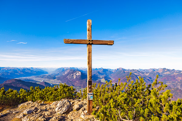 Summit Crosses 622 Summit-Crosses-622.jpg