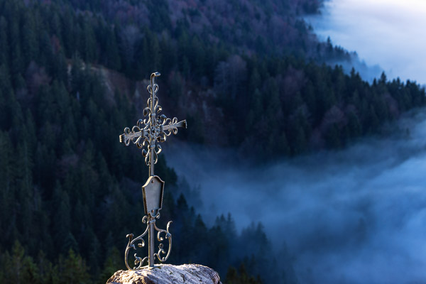 Summit Crosses 626 Summit-Crosses-626.jpg