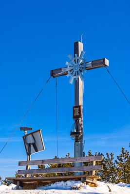 Summit Crosses 638 Summit-Crosses-638.jpg