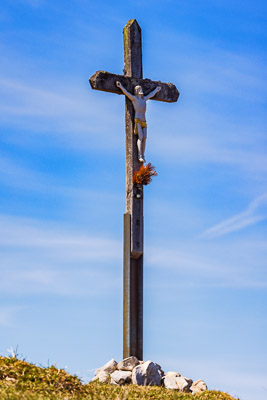 Summit Crosses 645 Summit-Crosses-645.jpg