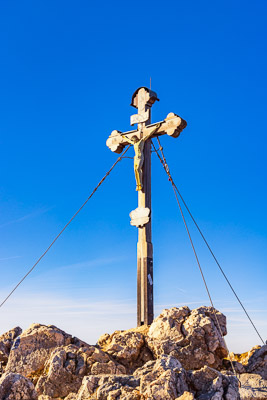 Summit Crosses 646 Summit-Crosses-646.jpg