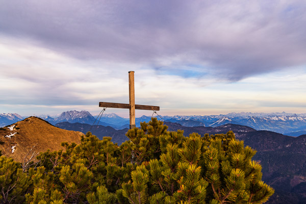 Summit Crosses 649 Summit-Crosses-649.jpg