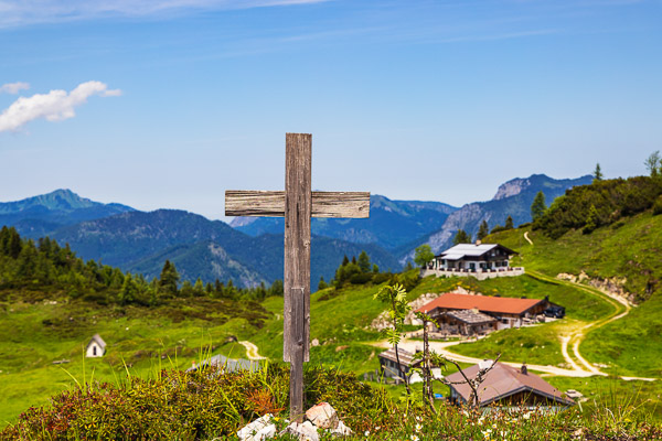 Summit Crosses 655 Summit-Crosses-655.jpg