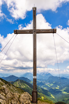 Summit Crosses 665 Summit-Crosses-665.jpg