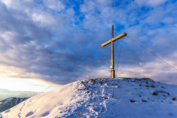 Summit-Crosses-725.jpg