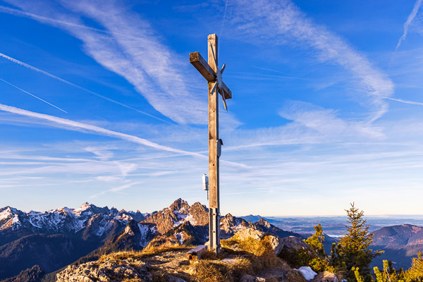 Summit-Crosses-728.jpg