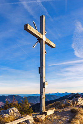 Summit-Crosses-730.jpg