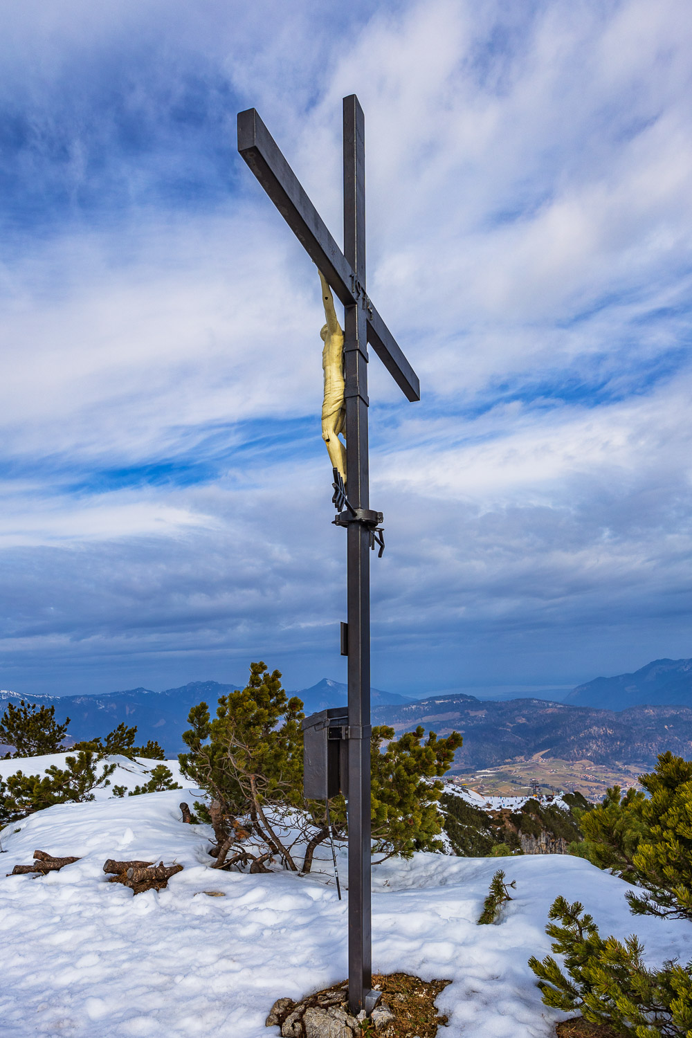 Summit-Crosses-760.jpg