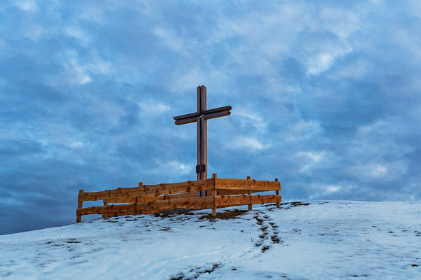 Summit-Crosses-773.jpg