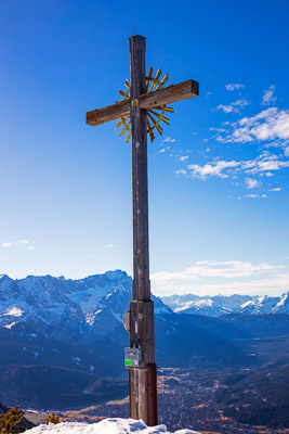 Summit-Crosses-816.jpg