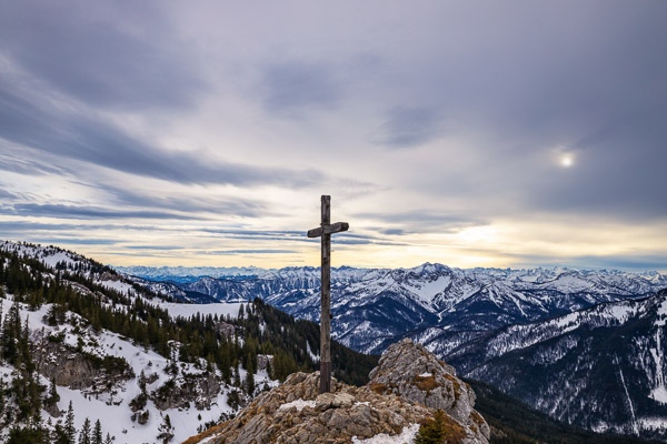 Summit-Crosses-821.jpg