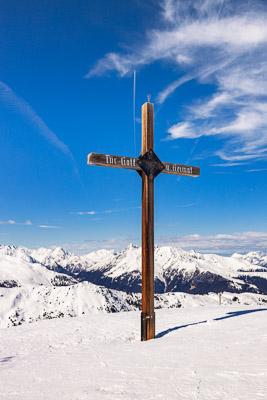 Summit-Crosses-822.jpg