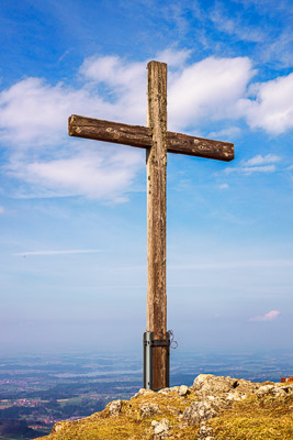 Summit-Crosses-825.jpg