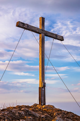 Summit-Crosses-827.jpg