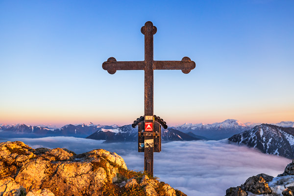 Summit-Crosses-849.jpg