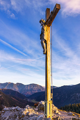 Summit-Crosses-860.jpg