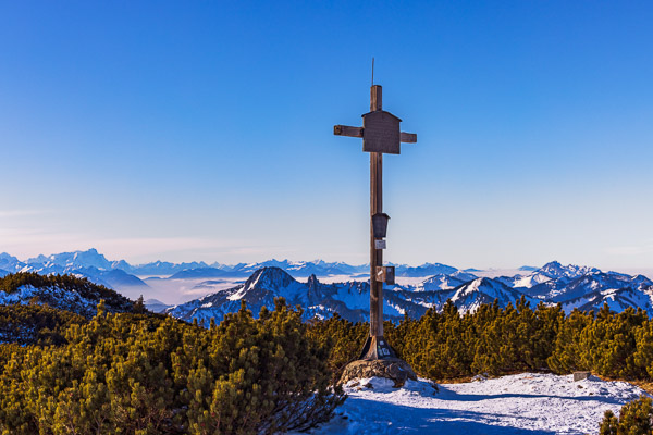 Summit-Crosses-871.jpg