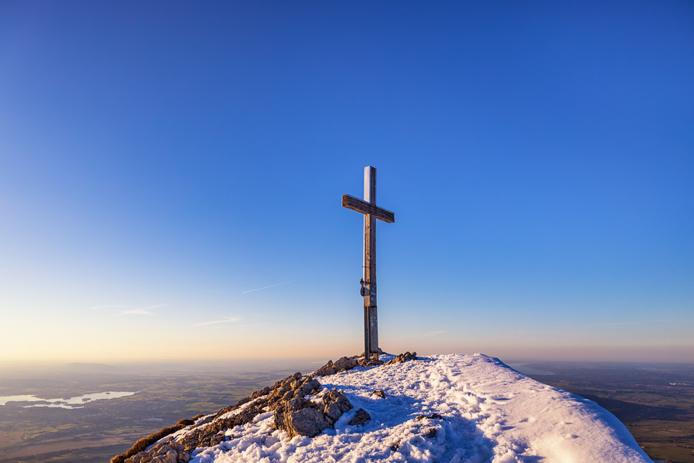 Summit-Crosses-896.jpg