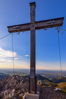 Summit-Crosses-901.jpg