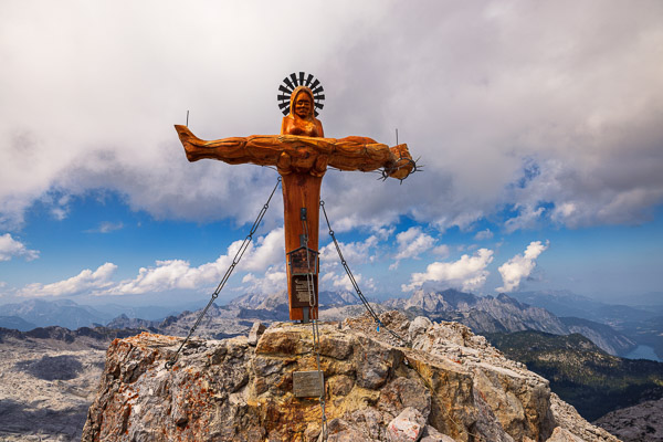 Summit-Crosses-914.jpg