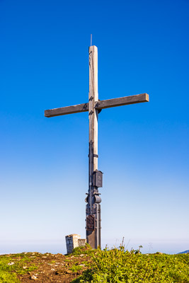 Summit-Crosses-919.jpg
