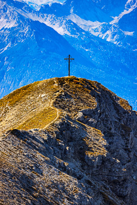 Summit-Crosses-932.jpg