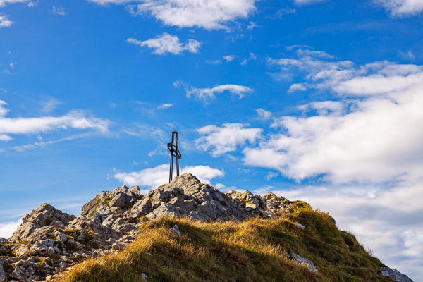 Summit-Crosses-935.jpg