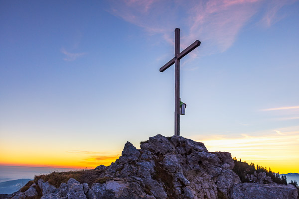 Summit-Crosses-938.jpg